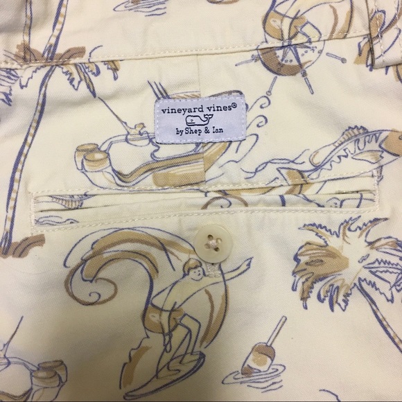 Vineyard Vines Club Shorts - Picture 3 of 6